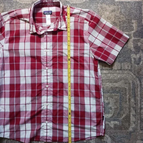 Patagonia Button Up Shirt Men's XL Red Plaid Breathable Short Sleeve, Causal - Picture 3 of 8